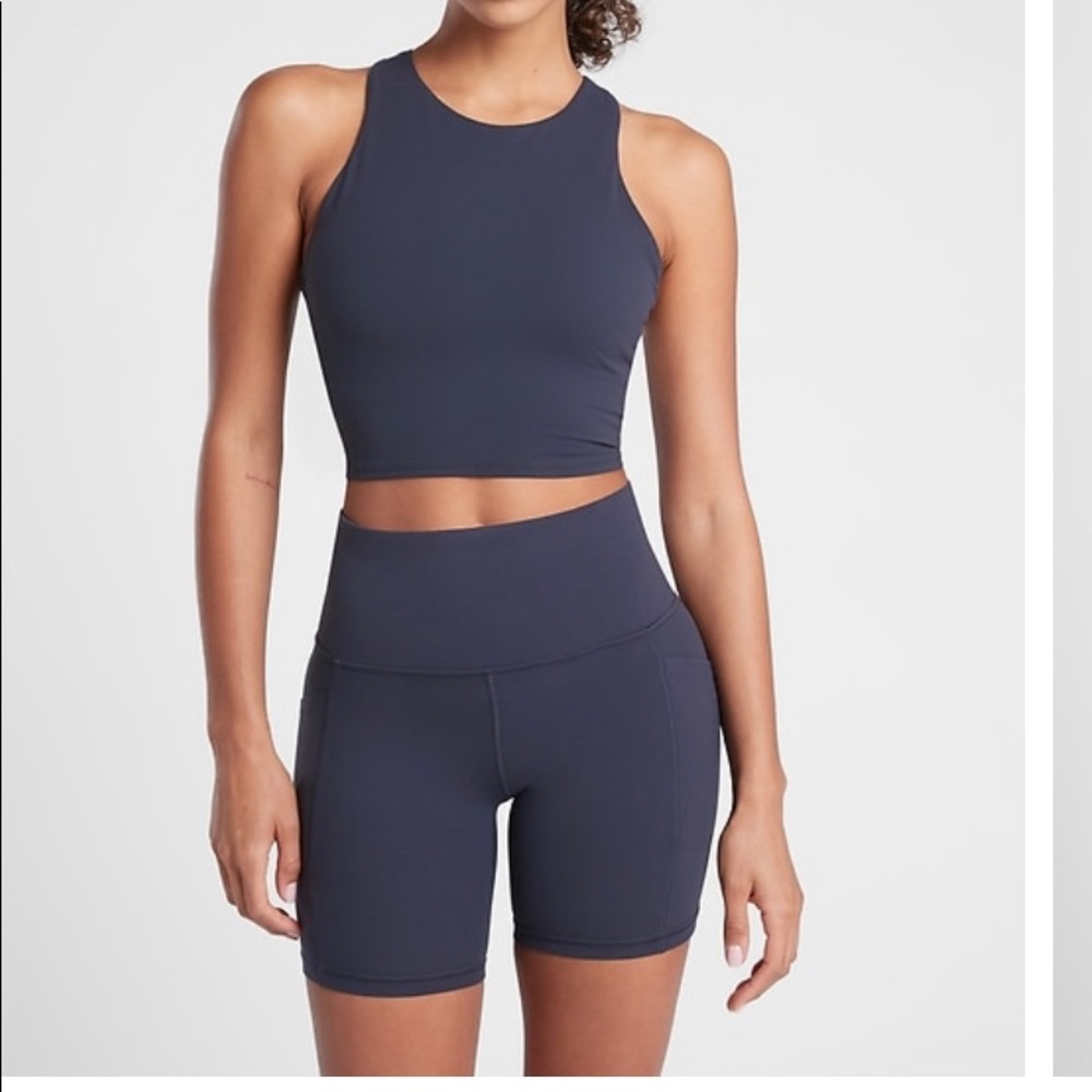 Athleta Conscious Crop